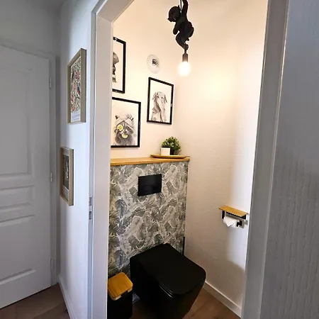 Forestier - T2 Cosy Avec Terrasse & 2 Parkings Privatifs -centre Апартаменты Кольмар