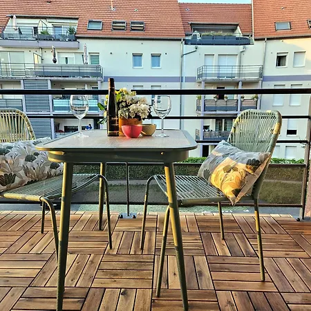Apartment Forestier - T2 Cosy Avec Terrasse & Parking Privatif -centre Colmar