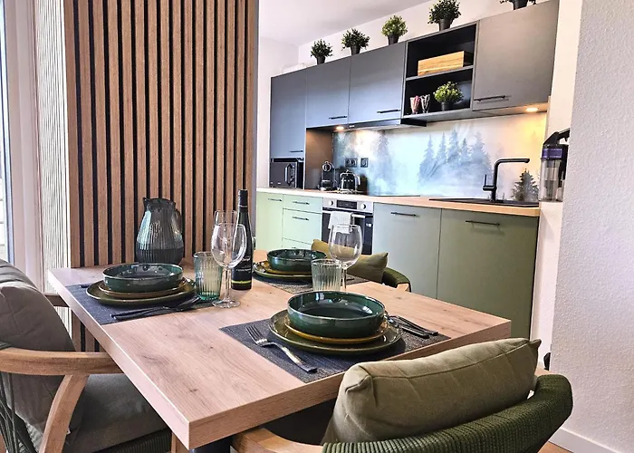 Forestier - T2 Cosy Avec Terrasse & 2 Parkings Privatifs -centre Colmar