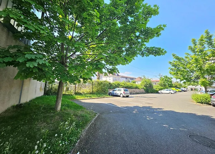 Apartmán Forestier - T2 Cosy Avec Terrasse & 2 Parkings Privatifs -centre Colmar